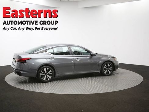 Used 2022 Nissan Altima 2.5 SV image 60