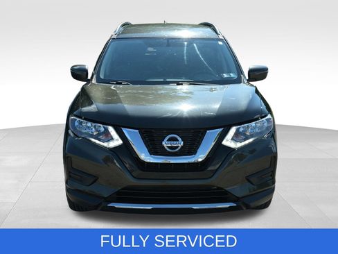 Used 2017 Nissan Rogue SV AWD/4WD image 16