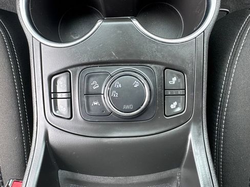 Used 2024 GMC Terrain SLE w/ Driver Convenience Package AWD/4WD image 20