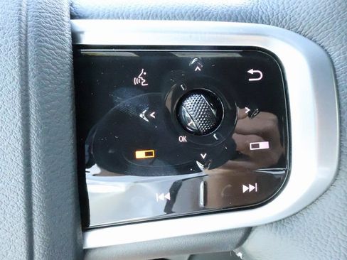 New 2026 Nissan Armada SL image 12