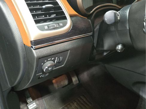 Used 2016 Jeep Grand Cherokee Summit image 11