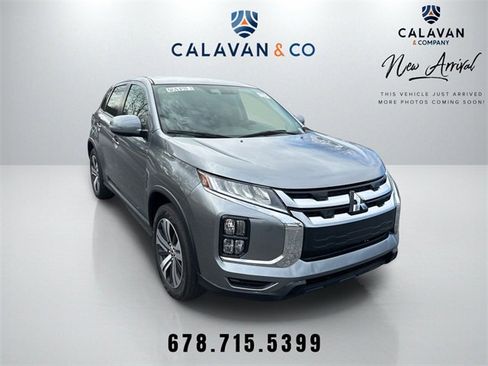 Used 2025 Mitsubishi Outlander Sport SE image 1