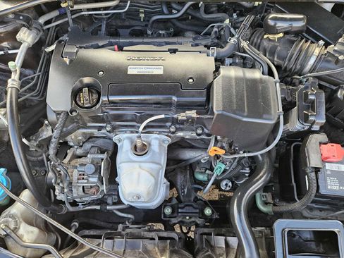 Used 2017 Honda Accord EX-L image 28