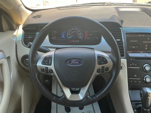 Used 2015 Ford Taurus SEL w/ Equipment Group 201A image 20