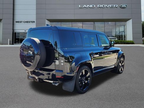 Certified 2026 Land Rover Defender 110 X-Dynamic SE AWD/4WD image 4
