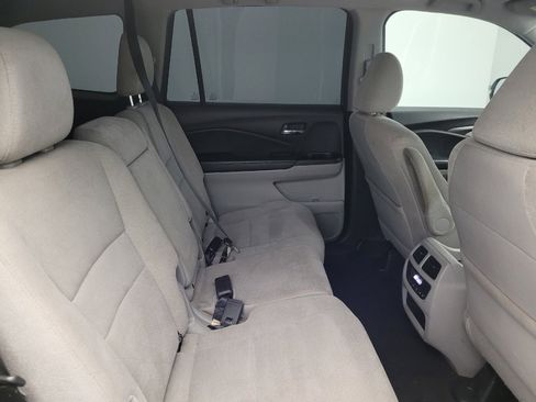 Used 2019 Honda Pilot EX image 19