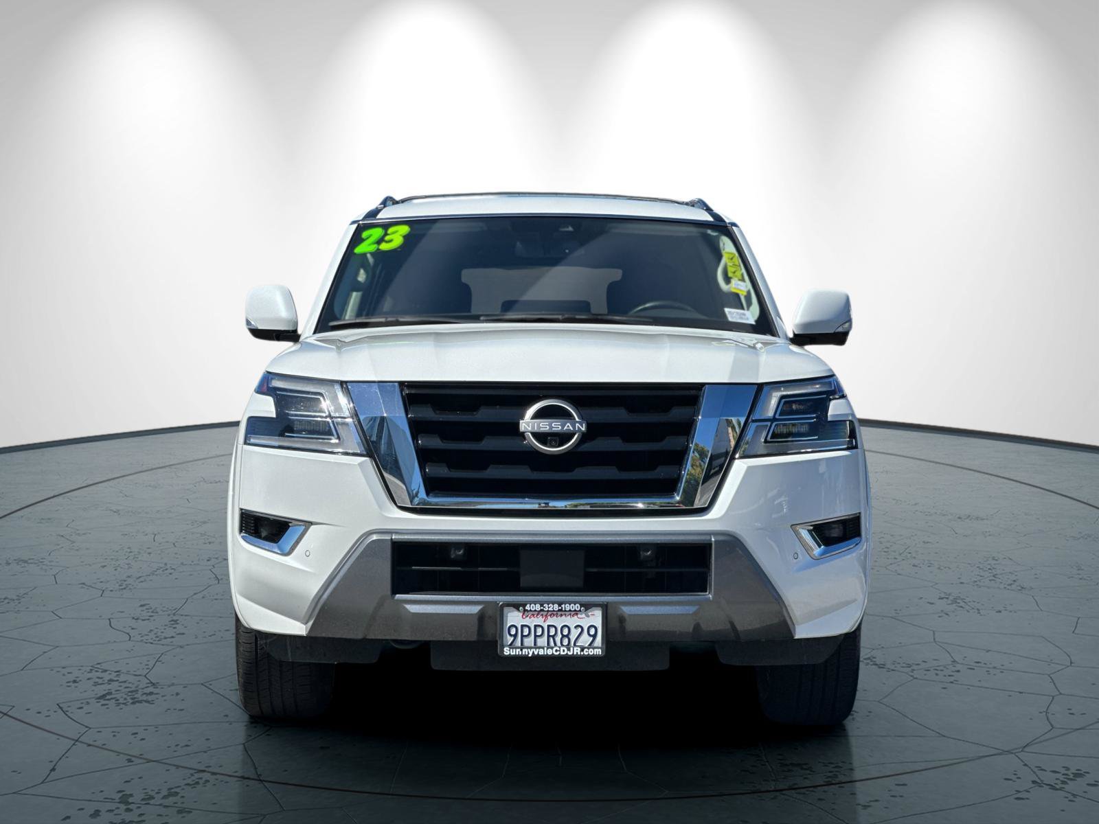 Used 2023 Nissan Armada SL w/ Captain's Chairs Package RWD image 9