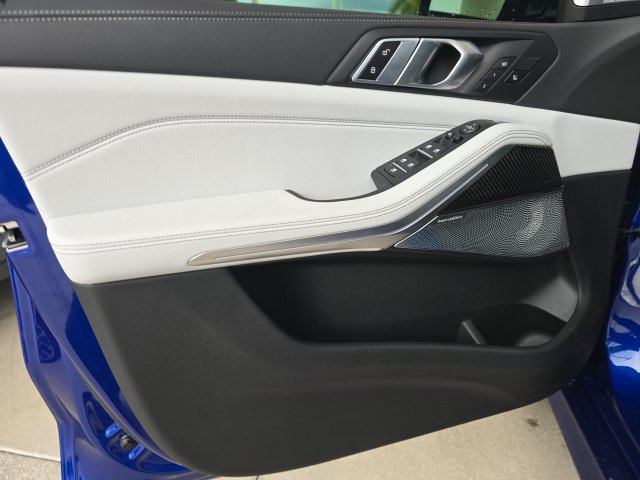 Used 2026 BMW X5 M60i AWD/4WD image 8