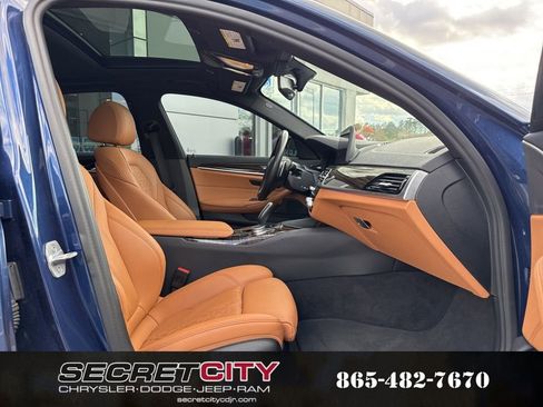 Used 2022 BMW 530i xDrive w/ Convenience Package image 12