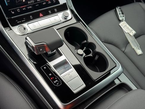New 2026 Audi Q8 Premium Plus image 32