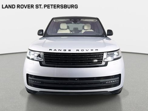 Used 2023 Land Rover Range Rover Long Wheelbase SE AWD/4WD image 2