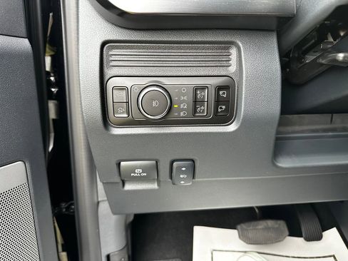 New 2026 Ford F250 Lariat w/ Black Appearance Package image 63