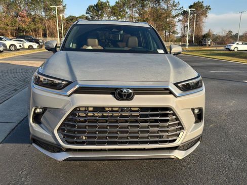 New 2026 Toyota Grand Highlander MAX Platinum image 7