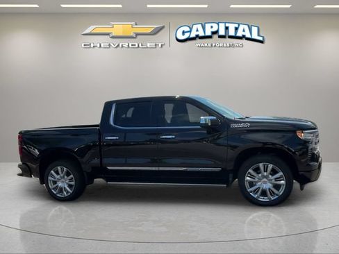 Used 2026 Chevrolet Silverado 1500 High Country AWD/4WD image 7