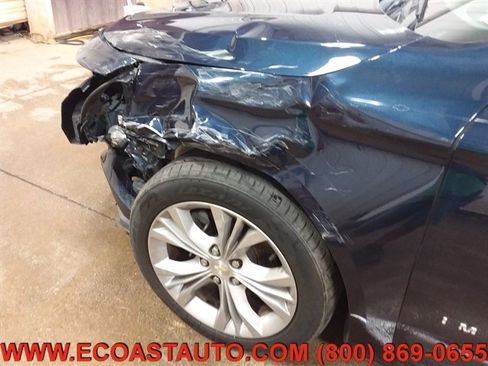 Used 2015 Chevrolet Impala LT w/ Convenience Package image 17