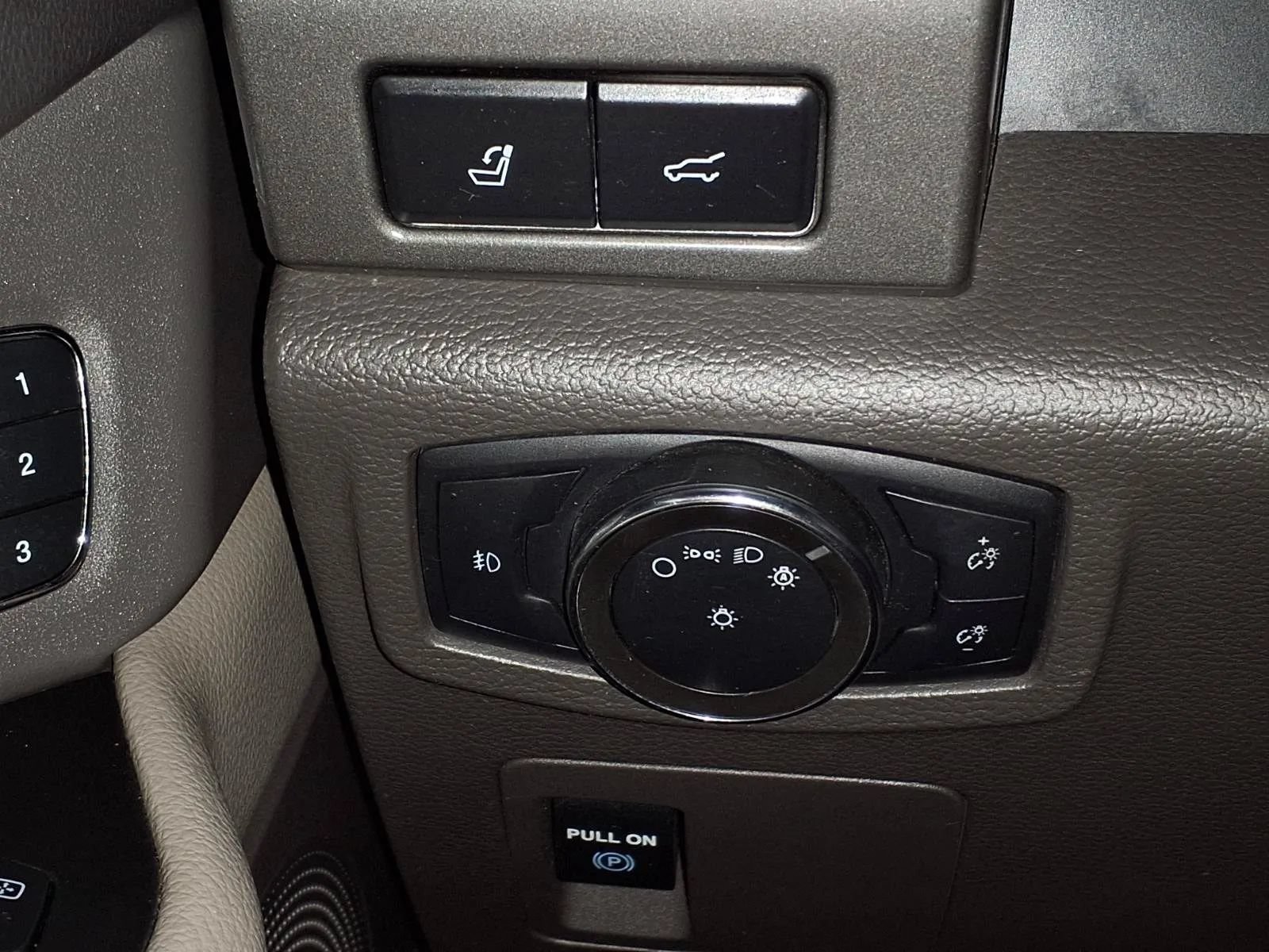 Used 2021 Ford Expedition Max XLT AWD/4WD image 33