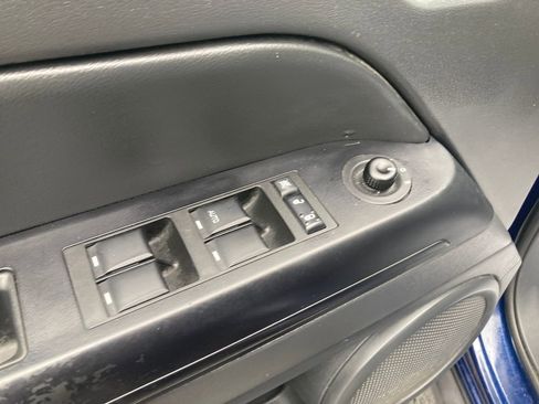 Used 2015 Jeep Patriot High Altitude AWD/4WD image 14