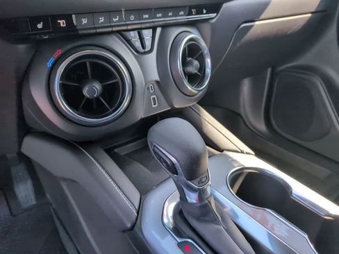 Certified 2023 Chevrolet Blazer LT w/ Convenience Package AWD/4WD image 25