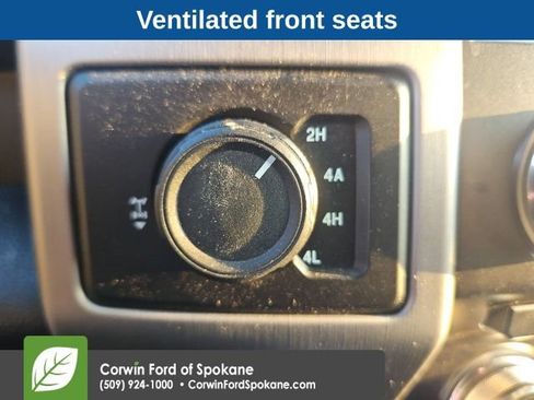 Used 2015 Ford F150 Platinum w/ Equipment Group 701A Luxury AWD/4WD image 15