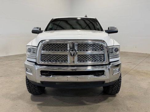 Used 2017 RAM 3500 Laramie w/ Convenience Group AWD/4WD image 3