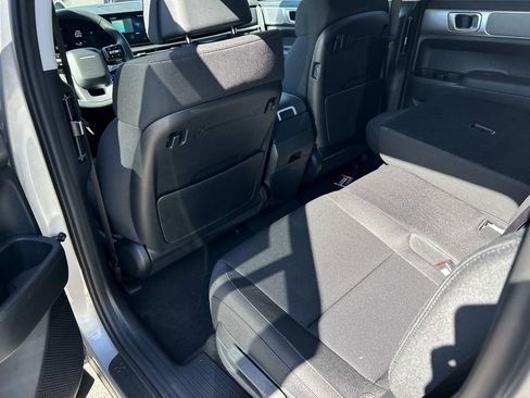 New 2026 Hyundai Santa Fe SE image 18