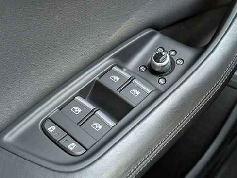 Used 2023 Audi Q7 3.0T Prestige w/ Prestige Package image 24