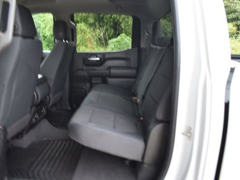 Used 2019 Chevrolet Silverado 1500 Custom Trail Boss w/ Custom Convenience Package AWD/4WD image 12