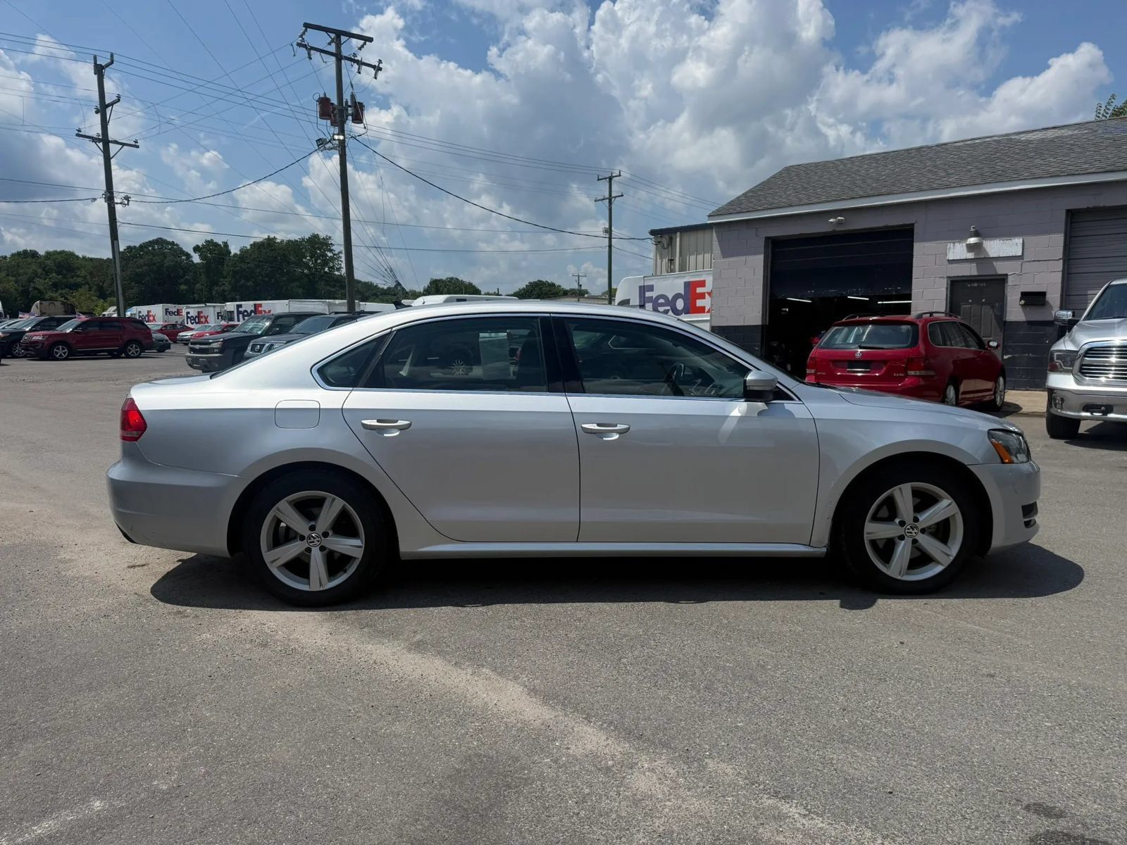 Used 2013 Volkswagen Passat 2.5 SE FWD image 6