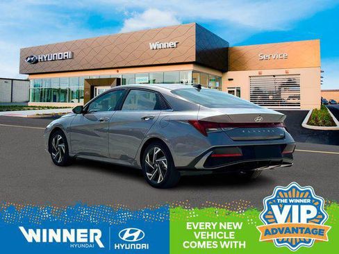 New 2025 Hyundai Elantra Limited image 6