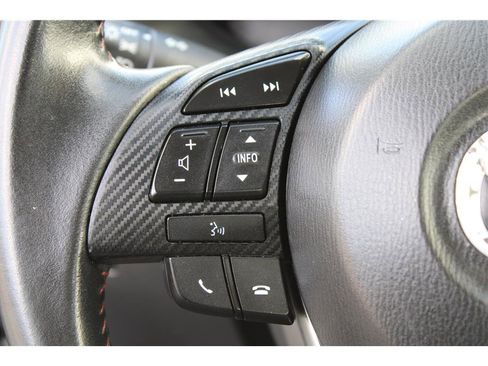 Used 2014 MAZDA MAZDA3 i Touring image 17