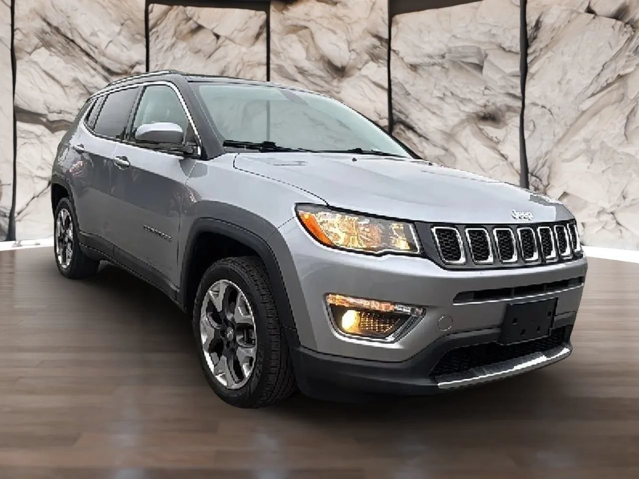Used 2019 Jeep Compass Limited w/ Safety & Security Group AWD/4WD image 23