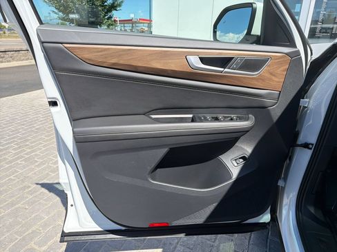Certified 2026 Volkswagen Atlas SE AWD/4WD image 12