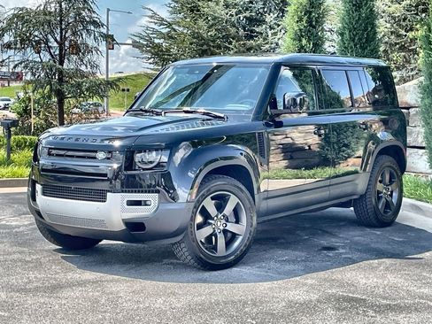 Certified 2024 Land Rover Defender 110 SE image 1