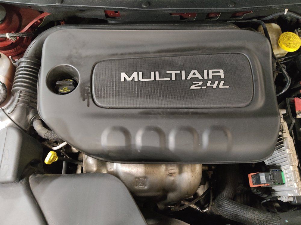 Used 2016 Jeep Cherokee Latitude FWD image 30
