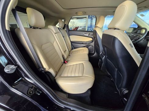 Used 2022 Ford Edge SEL w/ Convenience Package image 25