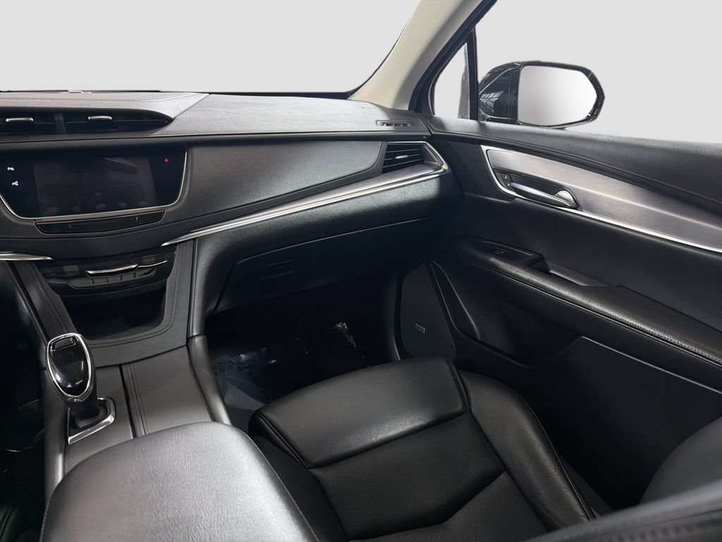 Used 2019 Cadillac XT5 Premium Luxury w/ Driver Assist Package AWD/4WD image 26