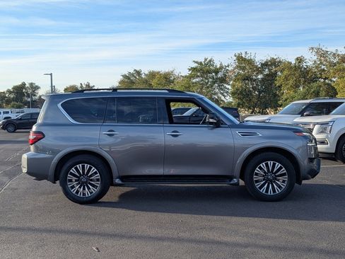 Certified 2023 Nissan Armada SL w/ Midnight Edition Package image 7