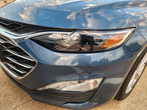 Used 2025 Chevrolet Malibu LT FWD image 9