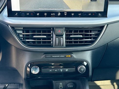 Used 2024 Ford Escape SE w/ PHEV Premium Package FWD image 18