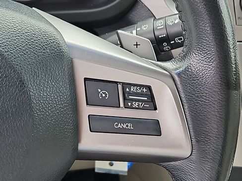 Used 2013 Subaru Outback 2.5i Premium AWD/4WD image 21
