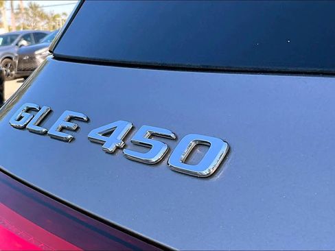 Used 2022 Mercedes-Benz GLE 450 4MATIC image 9