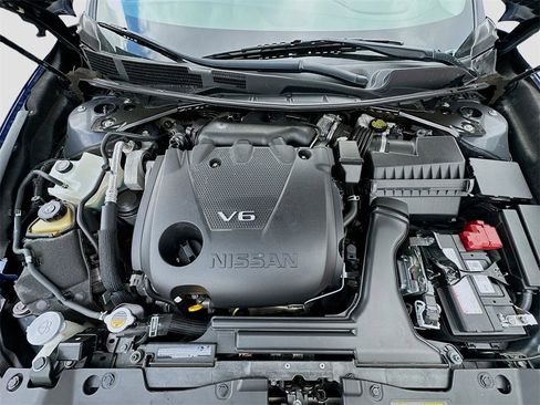 Used 2021 Nissan Maxima Platinum w/ Sport Mat Group image 32