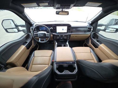 Used 2025 Ford F250 Lariat w/ Chrome Package AWD/4WD image 12