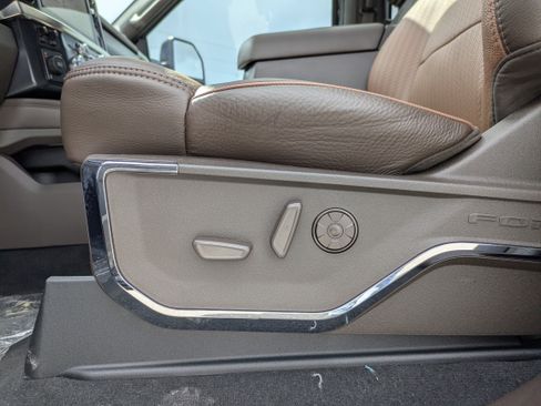 New 2025 Ford F350 King Ranch w/ FX4 Off-Road Package image 51