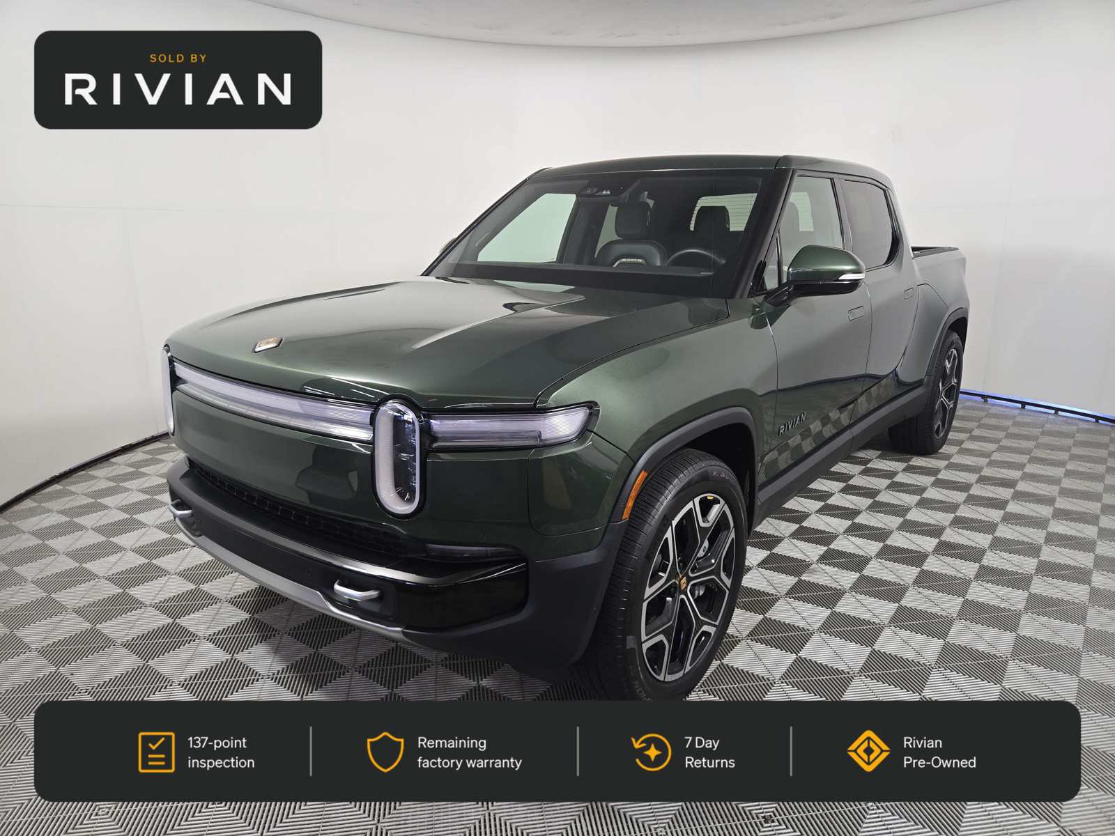 Used 2025 Rivian R1T Adventure Dual AWD/4WD image 1