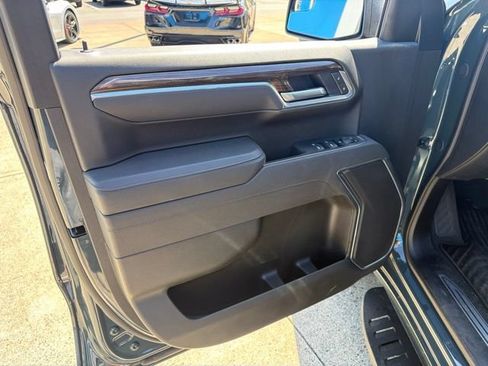 Used 2025 Chevrolet Silverado 1500 LT AWD/4WD image 15