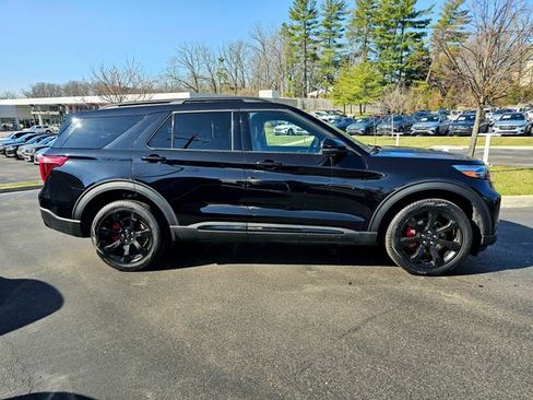Used 2023 Ford Explorer ST w/ Equipment Group 401A AWD/4WD image 8