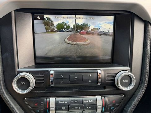 Used 2015 Ford Mustang GT Premium RWD image 27