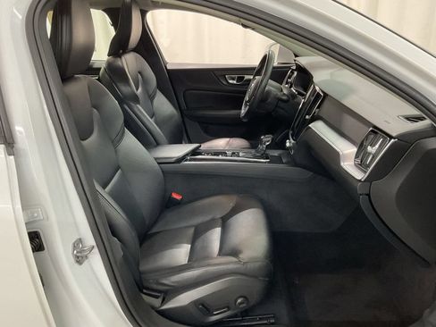 Used 2020 Volvo S60 T5 Momentum w/ Protection Package Premier FWD image 25