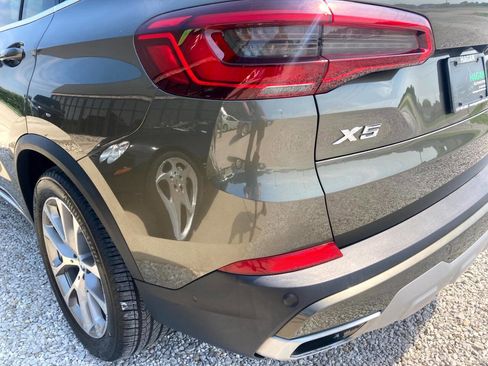 Used 2020 BMW X5 xDrive40i w/ Premium Package image 11